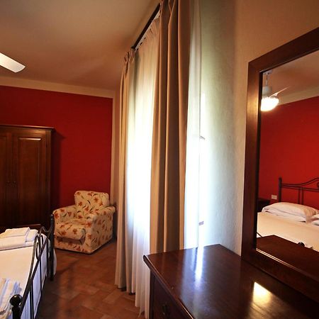 Agriturismo Casale Dello Sparviero Castellina in Chianti Zewnętrze zdjęcie